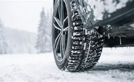 Obbligo di circolazione con pneumatici da neve o catene a bordo